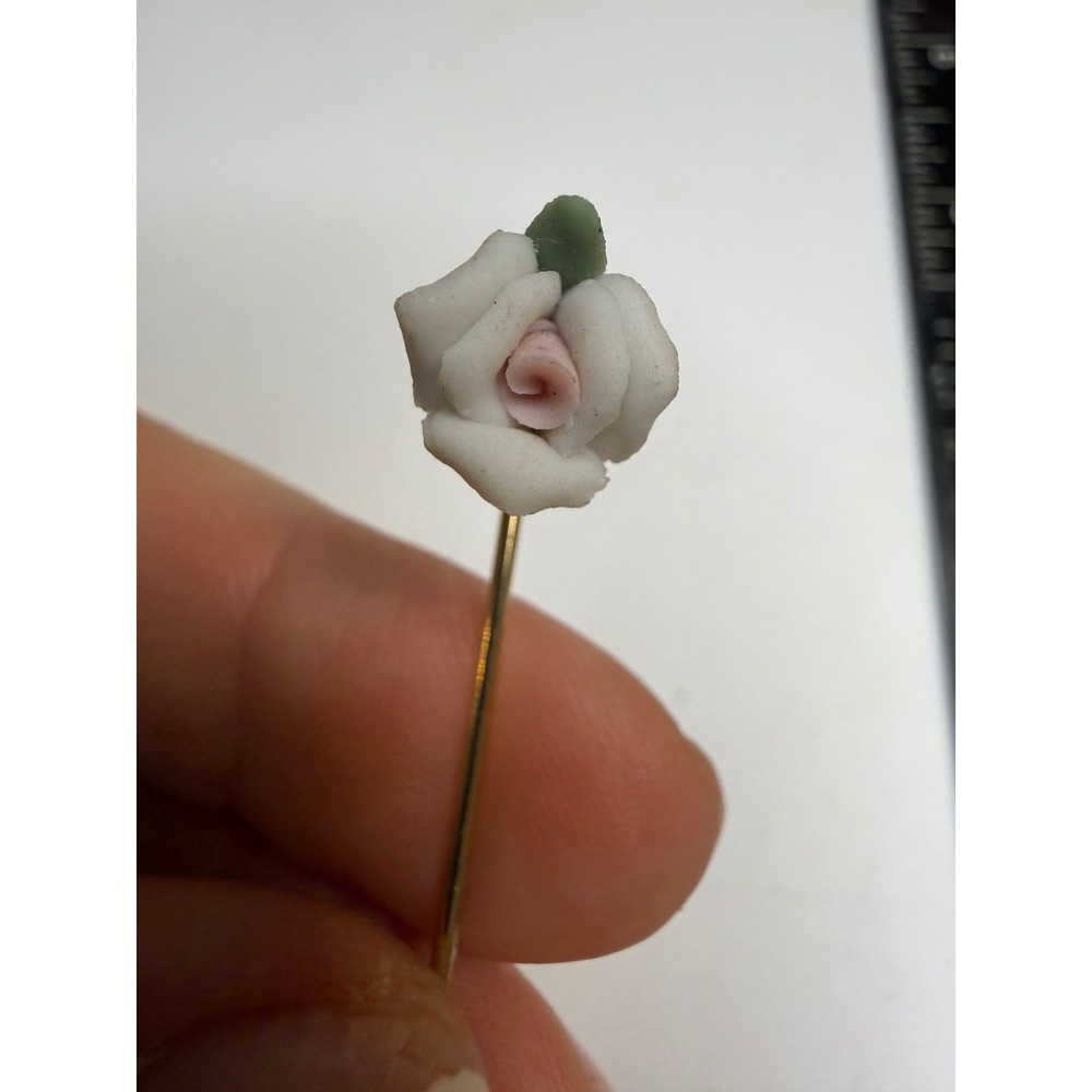 Porcelain Rose Stick Pin Gold Tone Pink White Floral Lapel Scarf Hat Pin